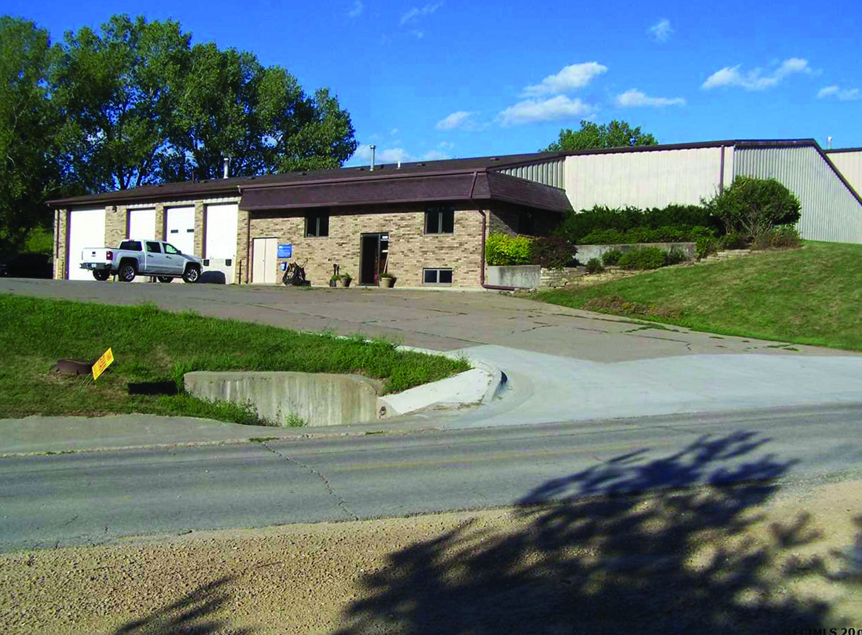 Colts Warehouse